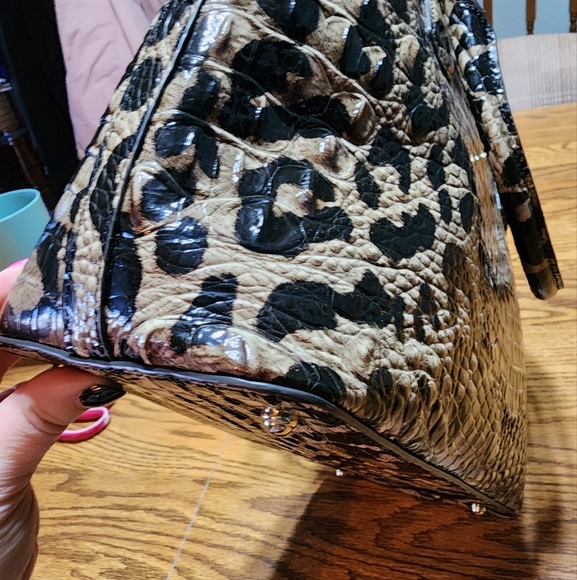 Brahmin Duxbury Snow Leopard Excellent Condition - Picture 6 of 15